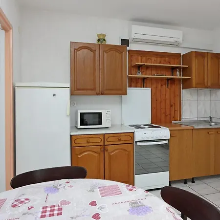 Apartment 12592c Crikvenica